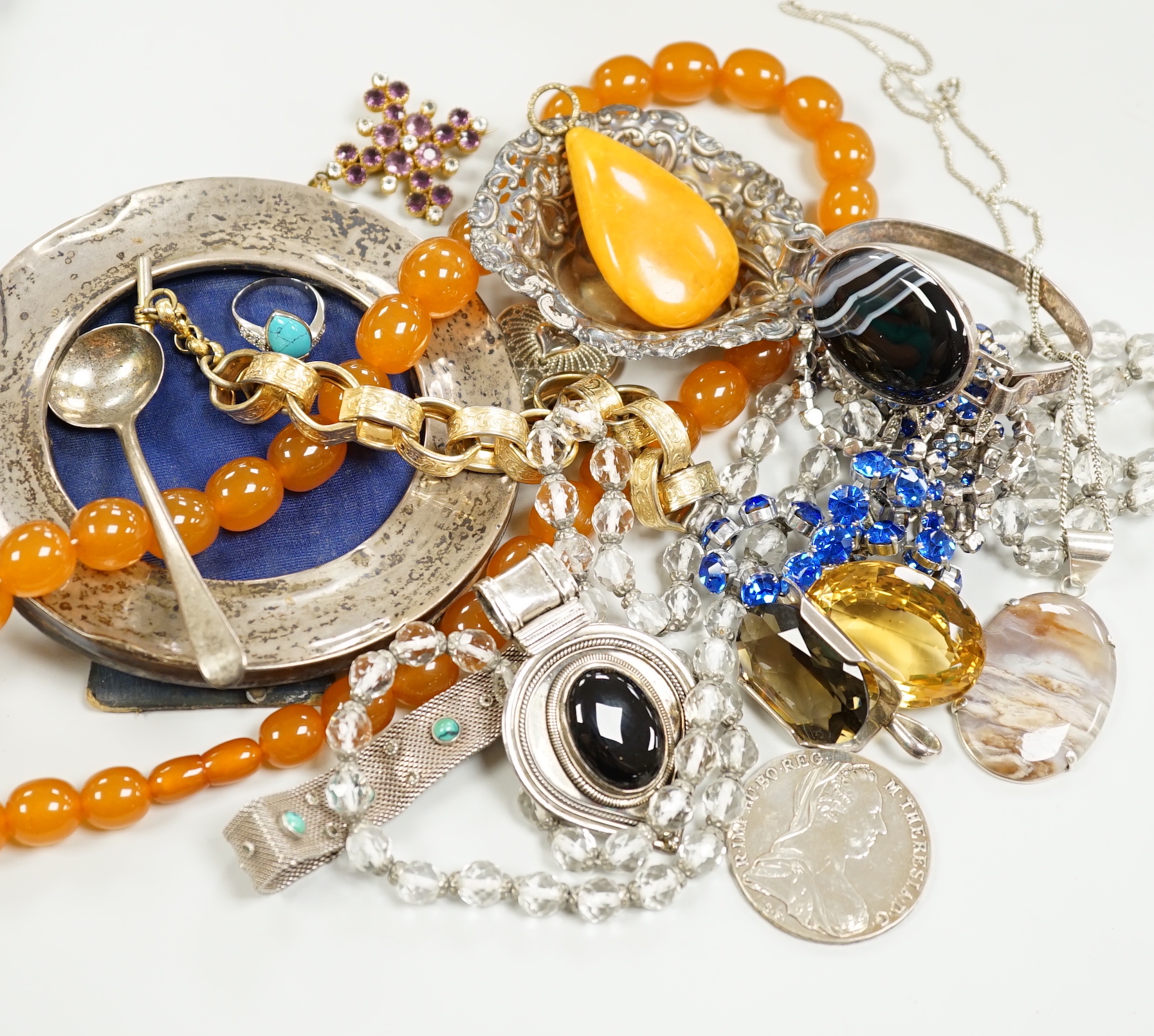 A group of assorted costume jewellery and other items including enamelled vinaigrette, amber pendant, Victorian pendant, Victorian albertina, silver vesta case, photograph frame, bonbon dish etc.
